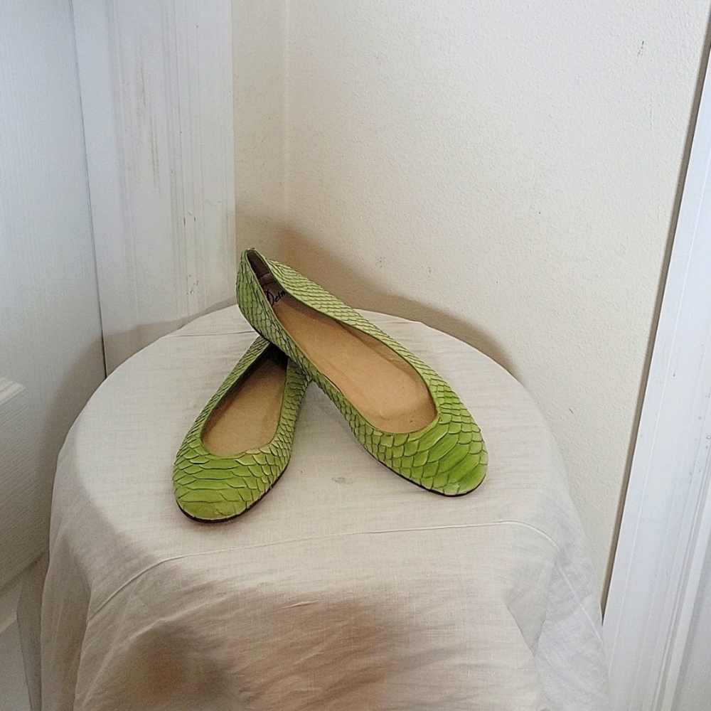 Delman green flats size 5